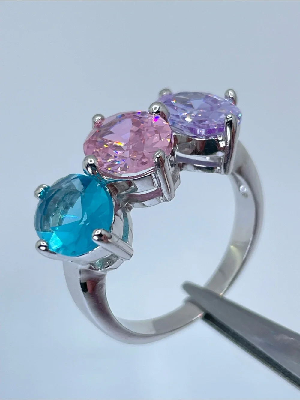 Swarovski Crystal Elements 3 Stone Silver Ring Pink Blue Purple Sz 7 Statement